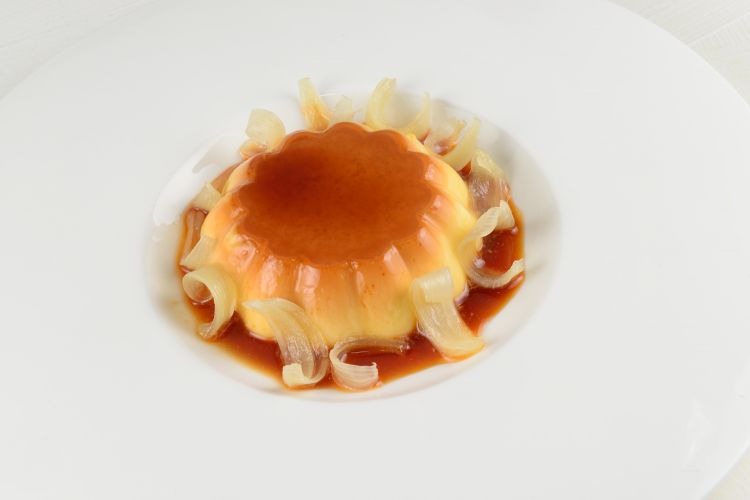 Crème caramel alle cipolle
