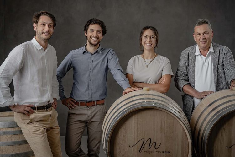 La famiglia Moser. Da sinistra: Daniel, Dominic, Benita e Franz
