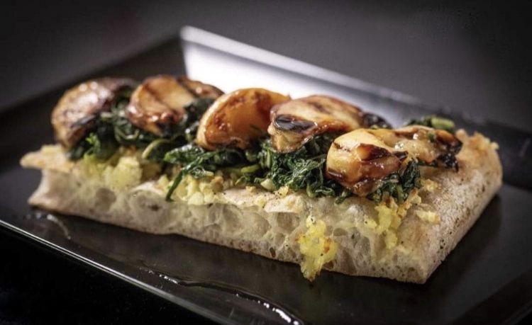 One of Farabegoli's pizzas
