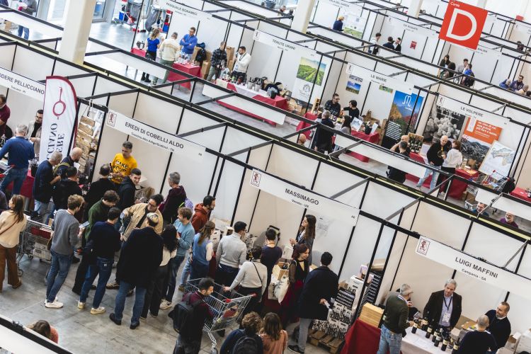 Uno scatto dalla 13ª edizione del Mercato dei Vi