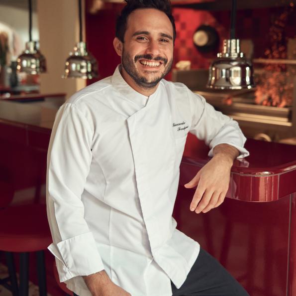 Riccardo Forapani, del ristorante Cavallino dal 1952 di Maranello (Modena), premiato da Pastificio Felicetti
