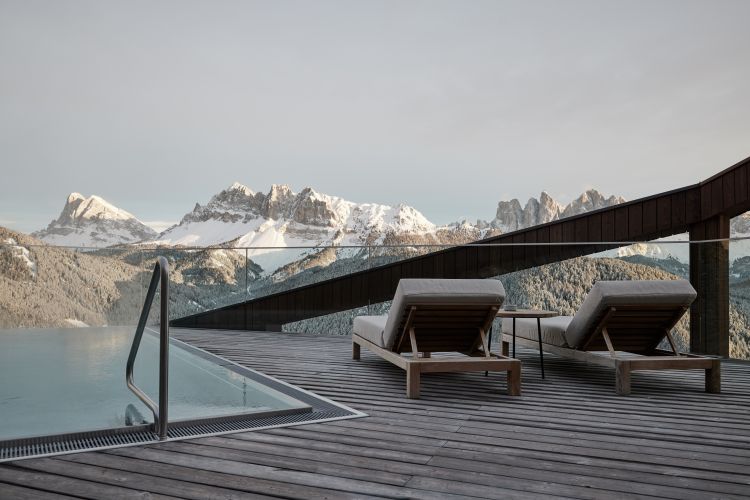 Il FORESTIS Dolomites si è aggiudicato l’Editors’ Choice