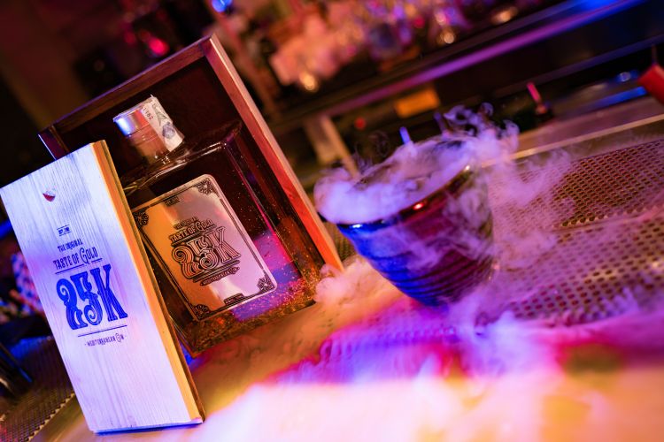 Gold Monkey, il drink a base di Gin 25k