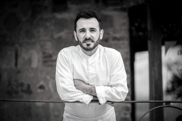 Vincenzo Cucolo è lo chef del ristorante Aquadulc