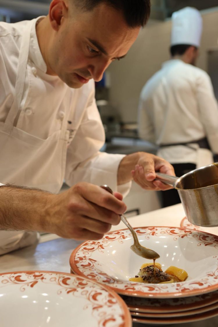 Lo chef Alessandro Lucassino
