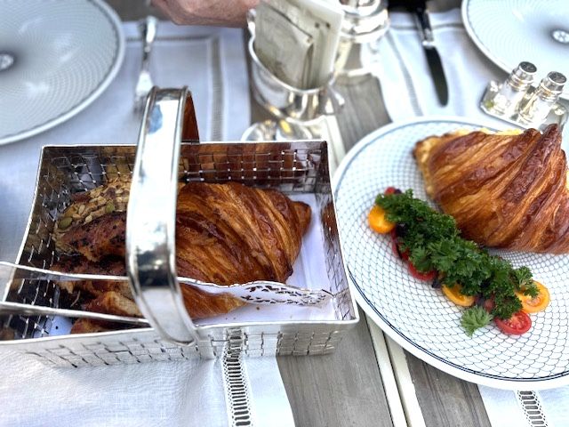 Viennoiserie francese e servizio accurato da Kandilli Pastanesi in Kandilli Mahallesi, Üsküdar - Istanbul