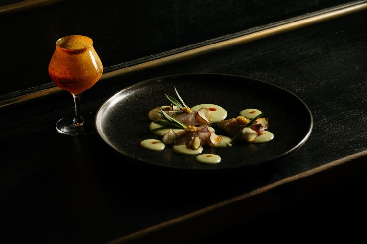Tiradito: palamita affumicata, yuzu kosho, avocado