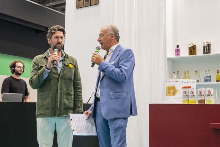 Alessio Curci, socio e ambassador di Legend Kombucha con Maurizio Trezzi
