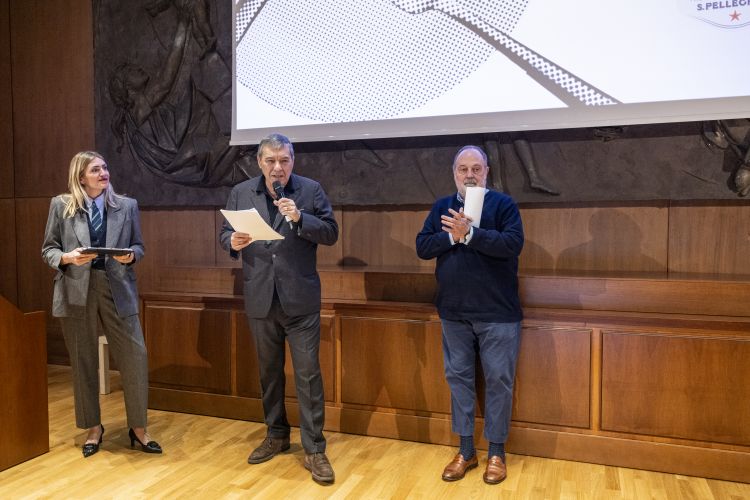 Da sinistra, Chiara Maci, che ha condotto la presentazione del mattino,Claudio Ceroni e Paolo Marchi