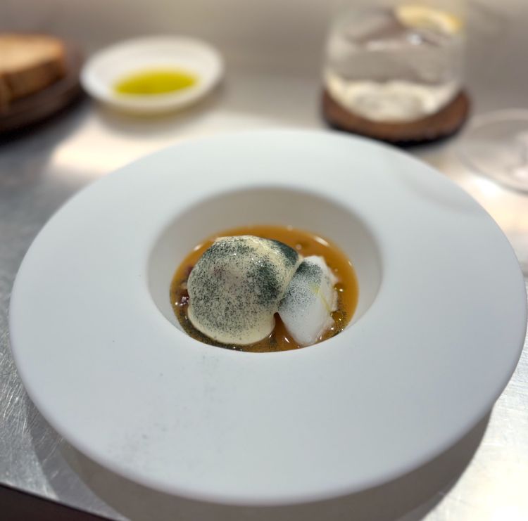 Aragosta blu, aceto e prugna