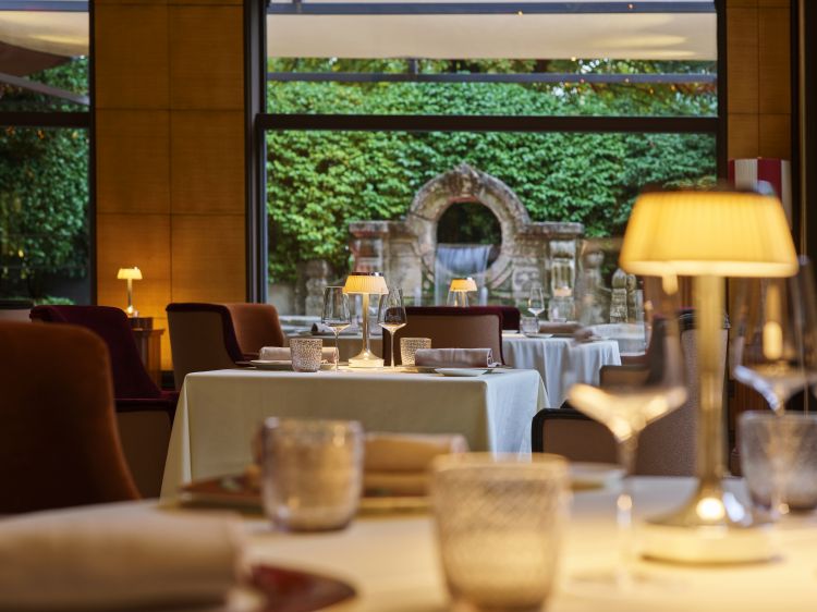 La sala del ristorante Acanto