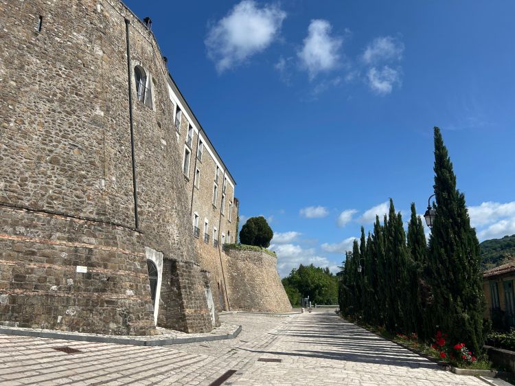 Il Castello dell'Ettore ad Apice, in provincia di Benevento (foto di David Ardito)