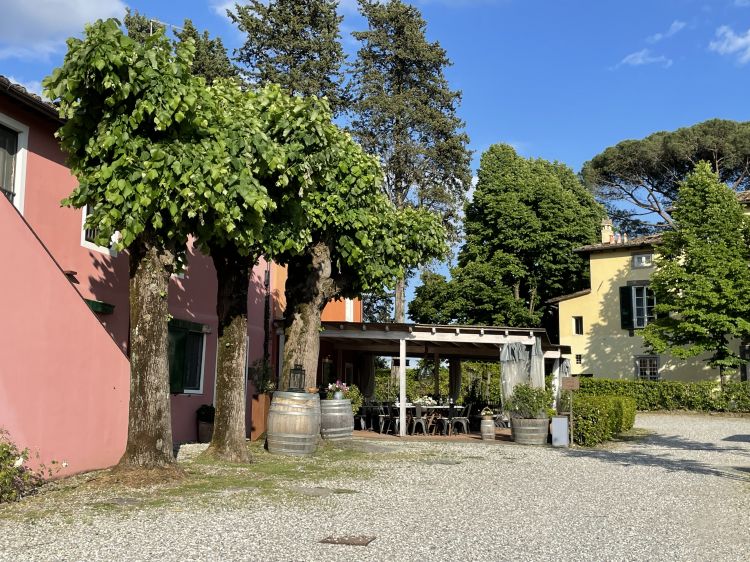 L'ingresso del Ritrovo della Fattoria Sardi
