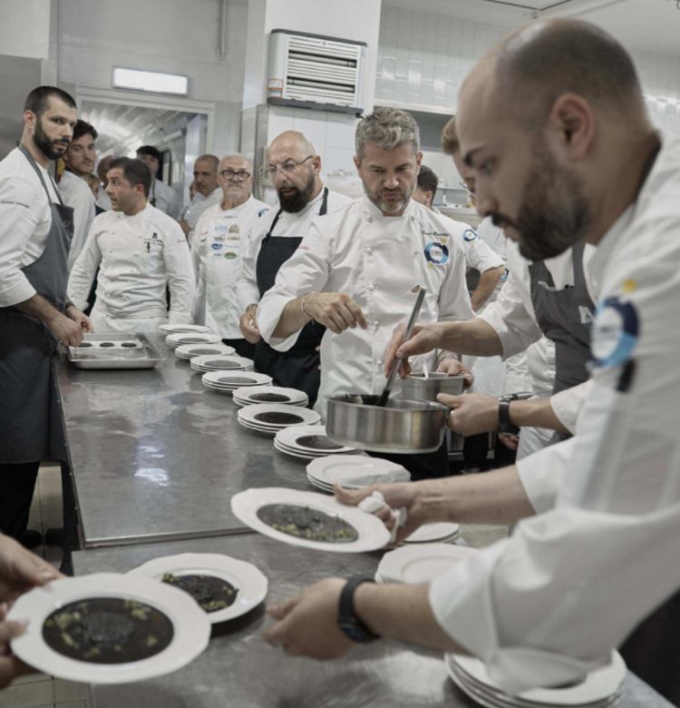La briagata della Cena delle Stelle all'opera

