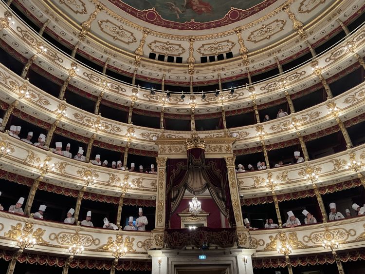 La splendida cornice del Teatro Regio di Parma
