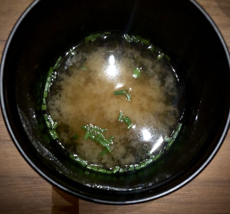 Sakizuke: zuppa di miso con gambero
