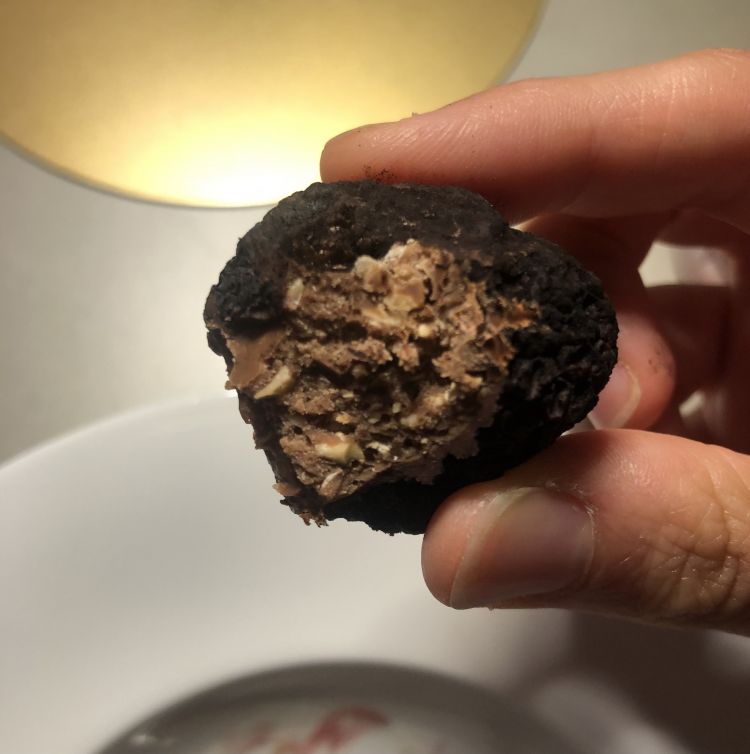 Finto tartufo al cioccolato e alla nocciola
