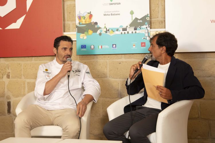 Lorenzo Montoro, chef del ristorante Il Flauto di Pan a Villa Cimbrone, Ravello (Salerno) il cui talk è stato moderato dal giornalista Giampiero Prozzo