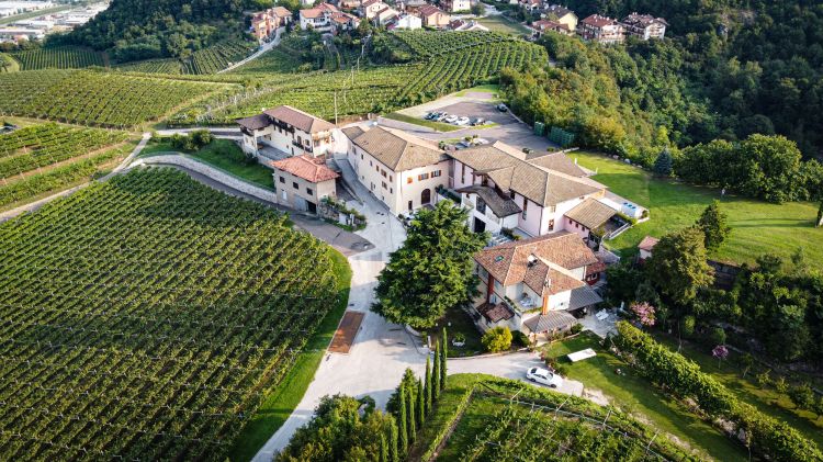 Vista sul Maso Warth, la cantina della famiglia Moser
