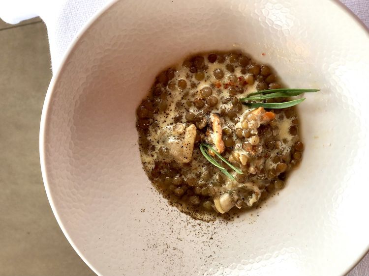 Ragoût di lenticchie e frutti di mare in salsa al foie gras
