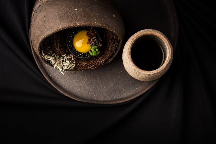 Deep in the hay: egg
