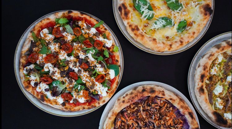 Le creazioni di Luca Valle, patron e pizzaiolo di 