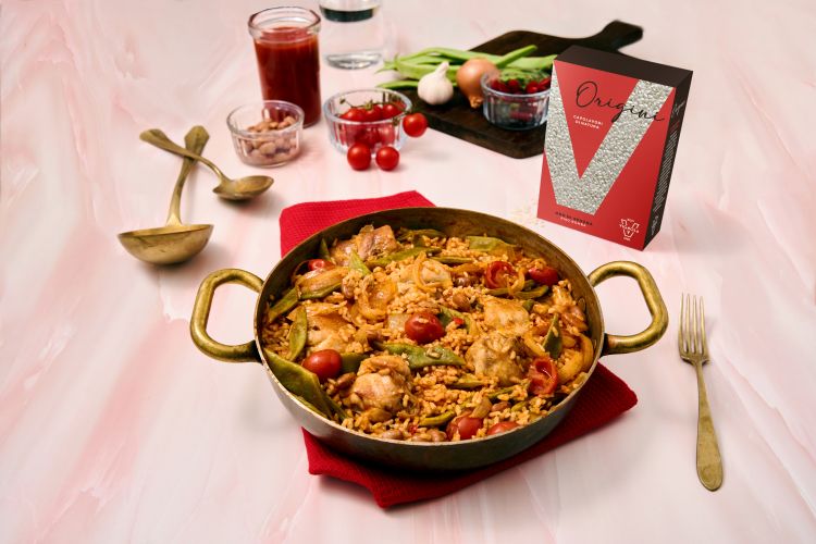 Paella di carne con riso Bomba Oro di Spagna
