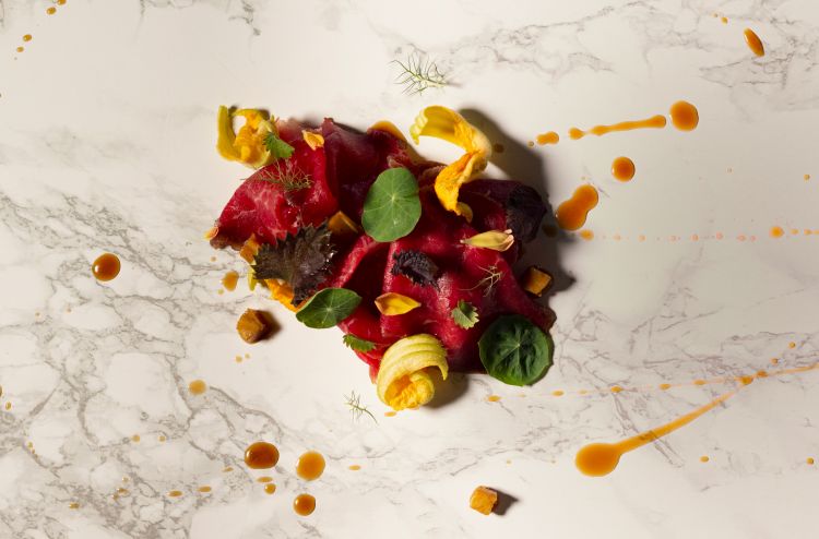 Carne salada di podolica, anguria, salsa Unagi e a