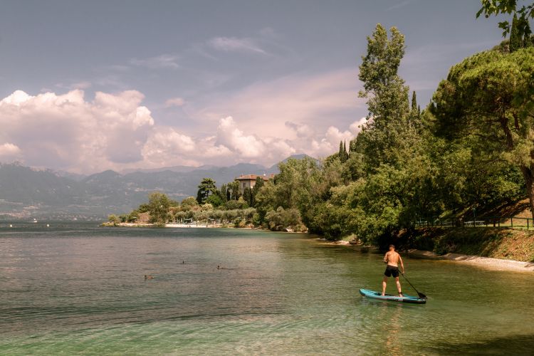 Lo splendido sbocco sul lago a Punta San Vigilio