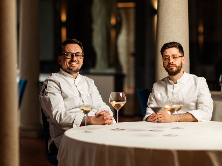 A sinistra Federico Sgorbini assieme ad Alessio Spinelli, a destra
