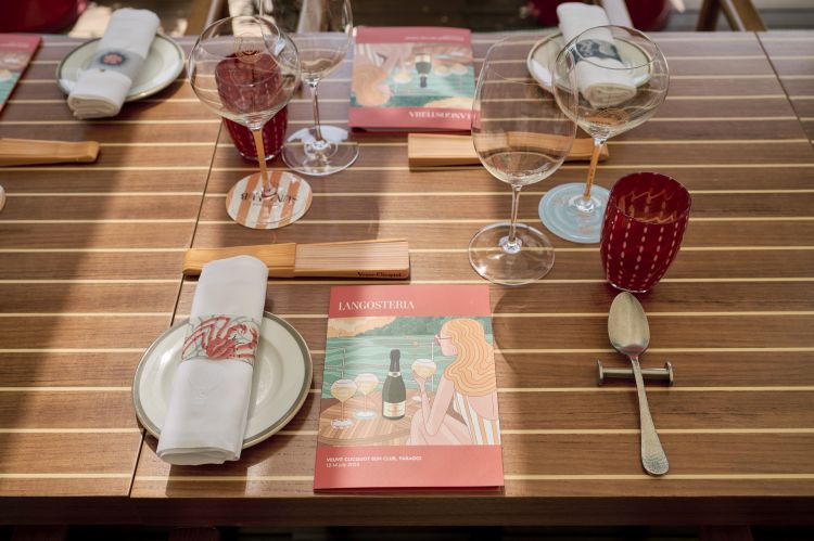Langosteria Paraggi fa parte del circuito Sun Club by Veuve Clicquot, un circuito di destinazioni esclusive - in Italia e in Europa - in cui celebrare l'art de vivre. Per maggiori informazioni, cliccare al seguente link: SUN CLUB BY VEUVE CLIQUOT
