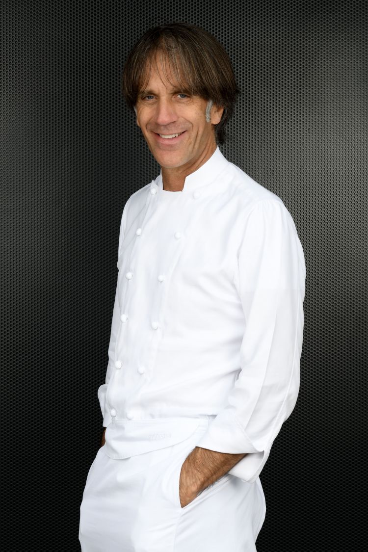 Lo chef Davide Oldani in uno scatto di Fabio Bozzani