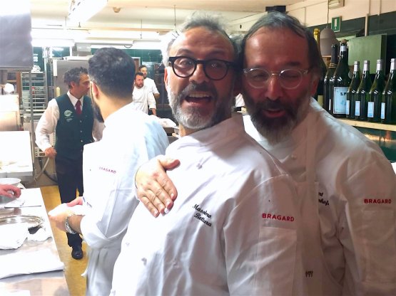 Massimo Bottura e Norbert Niederkofler alla cena di gala della penultima giornata di Care's