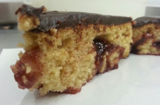 Roberta Pezzella’s eggless sponge cake. She’s 