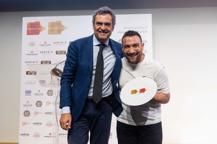Francesco Capece premiato a Identità Milano 2026 