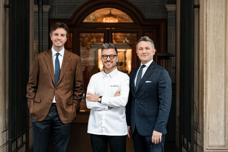 Rocco De Santis tra Francesco Naldi e Simone D'