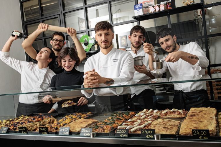 Alessandro Santilli e lo staff del suo Frumentario