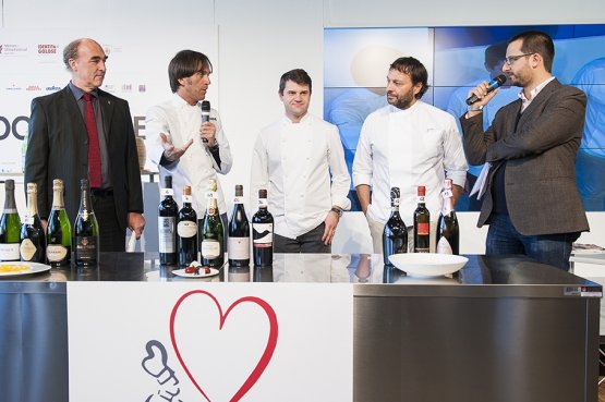 Foto di gruppo al Milano Food&Wine Festival: Helmu