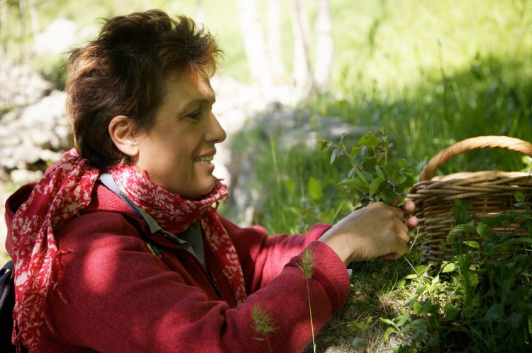 Tra le passioni della chef Mariangela Susigan la coltivazione di un orto da cui trae le delizie che mette nel piatto