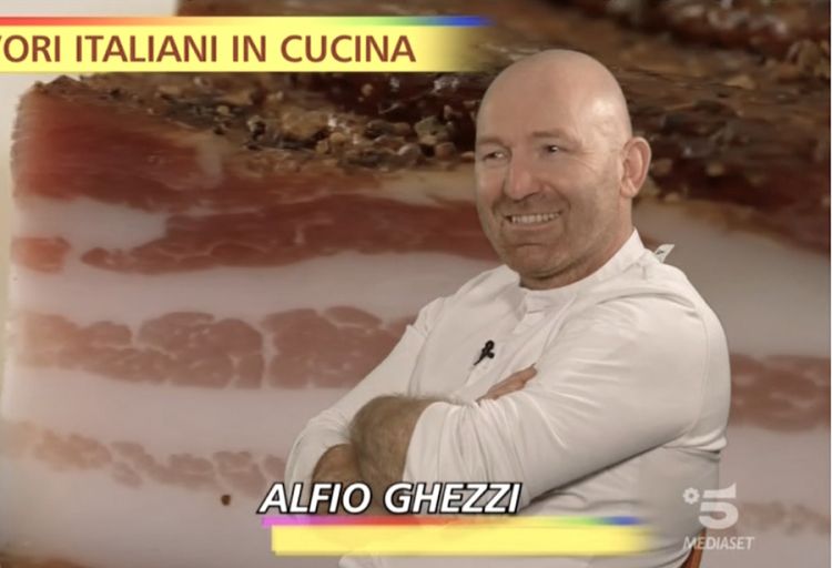 Alfio Ghezzi, trentino classe 1970, è stato protagopnista a Striscia la notizia il 21 gennaio 2022