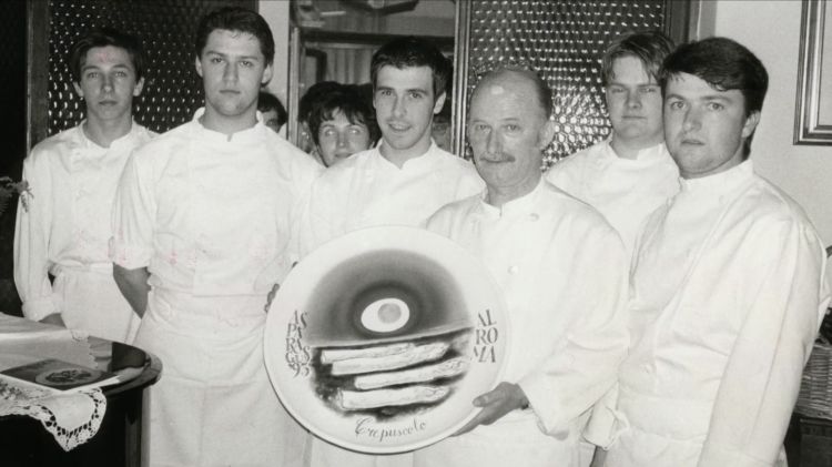 Gianni Cosetti con la brigata al Roma
