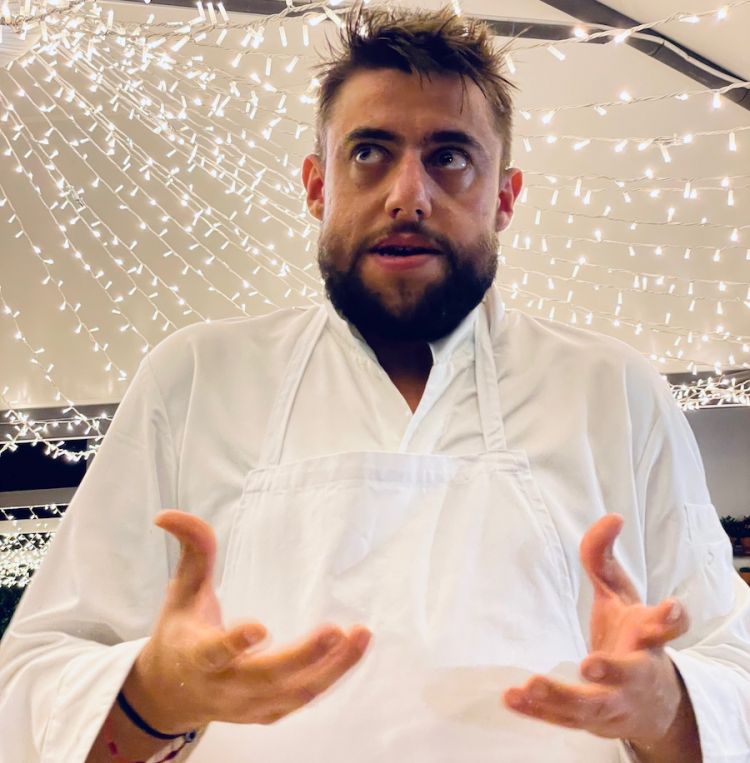 Un ritratto di Giuseppe Amato, chef-patron di Carèm a Martano, tra Lecce e Maglie in Salento