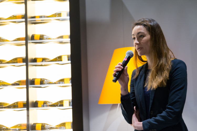 L'enologa Gaelle Goossens