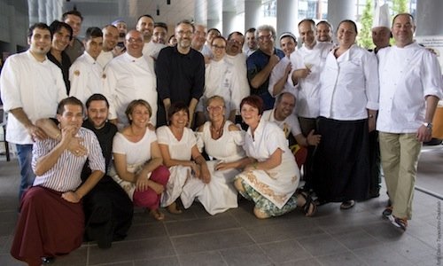 Foto di gruppo al ristorante Leoni di Bologna, tea