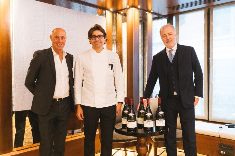 Da sinistra, Guido Damilano, Guido Paternollo, chef del ristorante Pellico 3 del Park Hyatt (Milano) e Paolo Damilano
