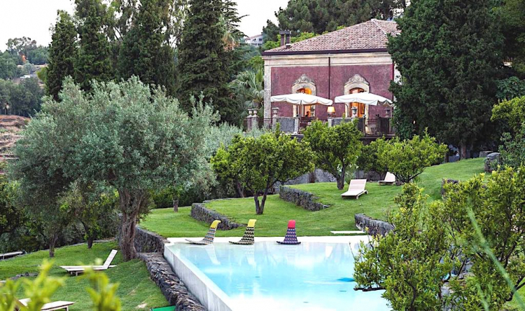 Relais Monaci delle Terre Nere
