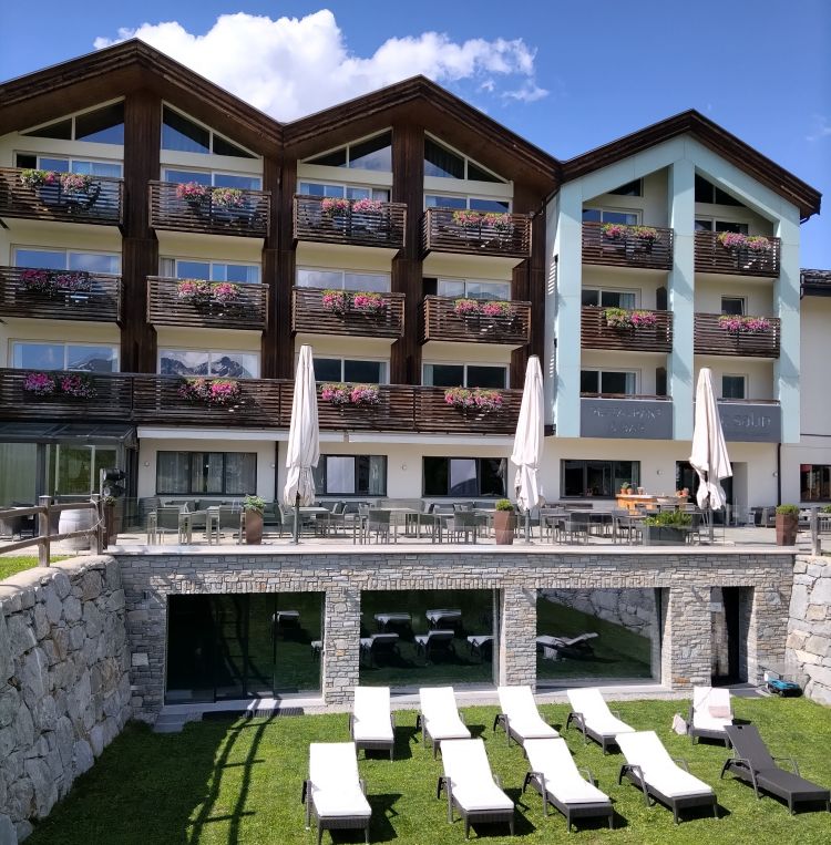 L'esterno dell'hotel Lac Salin Spa e Resort Mountain, 4 stelle superior a Livigno
