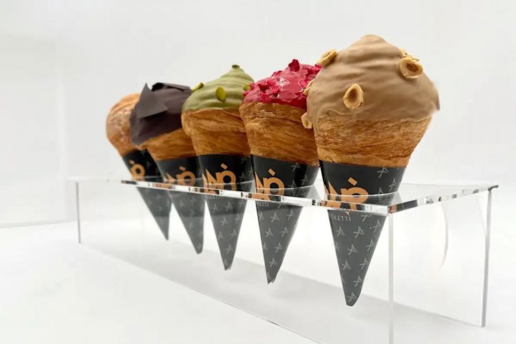 I quattro gusti di CroNò, il cono-croissant di Bruno Andreoletti
