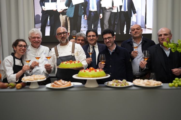 La tavola dei dolci a cura di Angelo Pumilia (La 