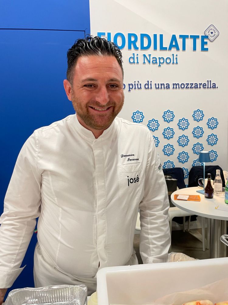 Lo chef stellato Domenico Iavarone interpreterà le specialità di Latteria Sorrentina durante la cena del 10 novembre  all'hub Identità Golose Milano in Via Romagnosi 3
